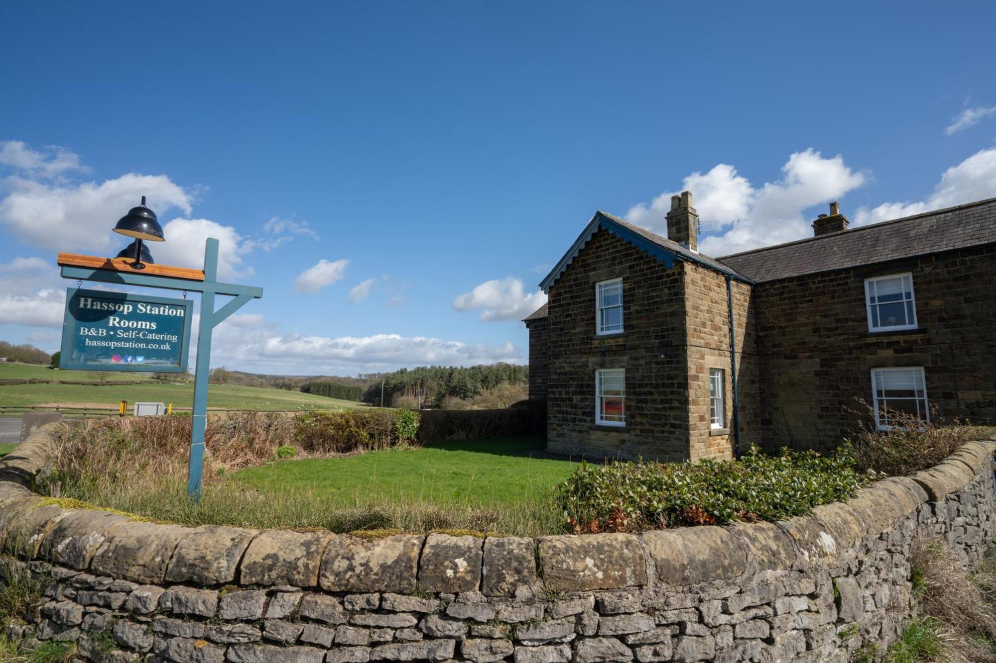 Hassop Station Apartment On The Monsal Trail Bakewell Exterior photo
